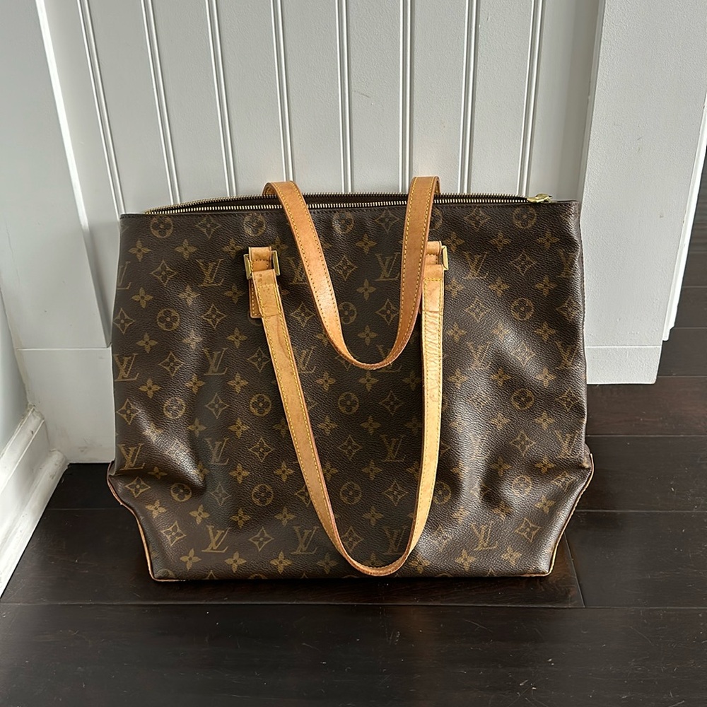 Louis Vuitton Cabas Mezzo